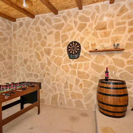 Holiday home Gorgeous In With Kitchen *